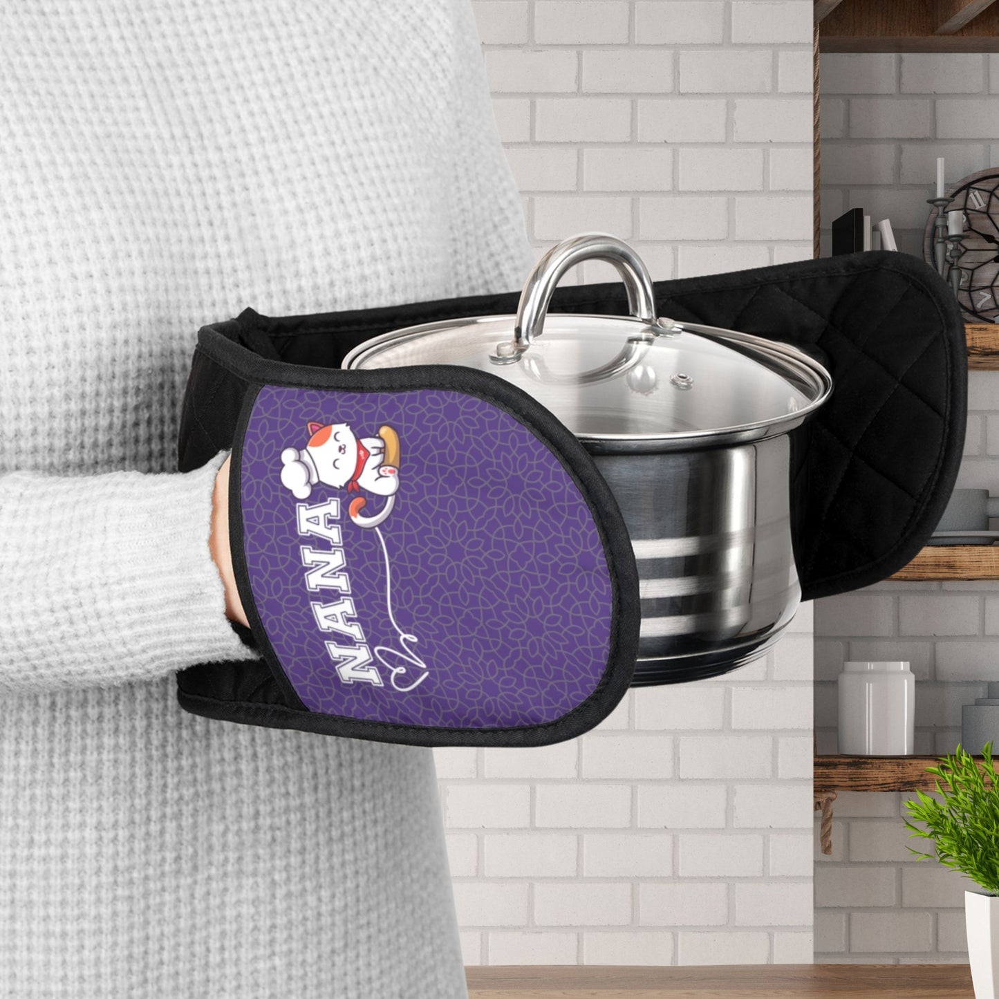 Purrr-ple Purrr-sonalized Oven Mitts